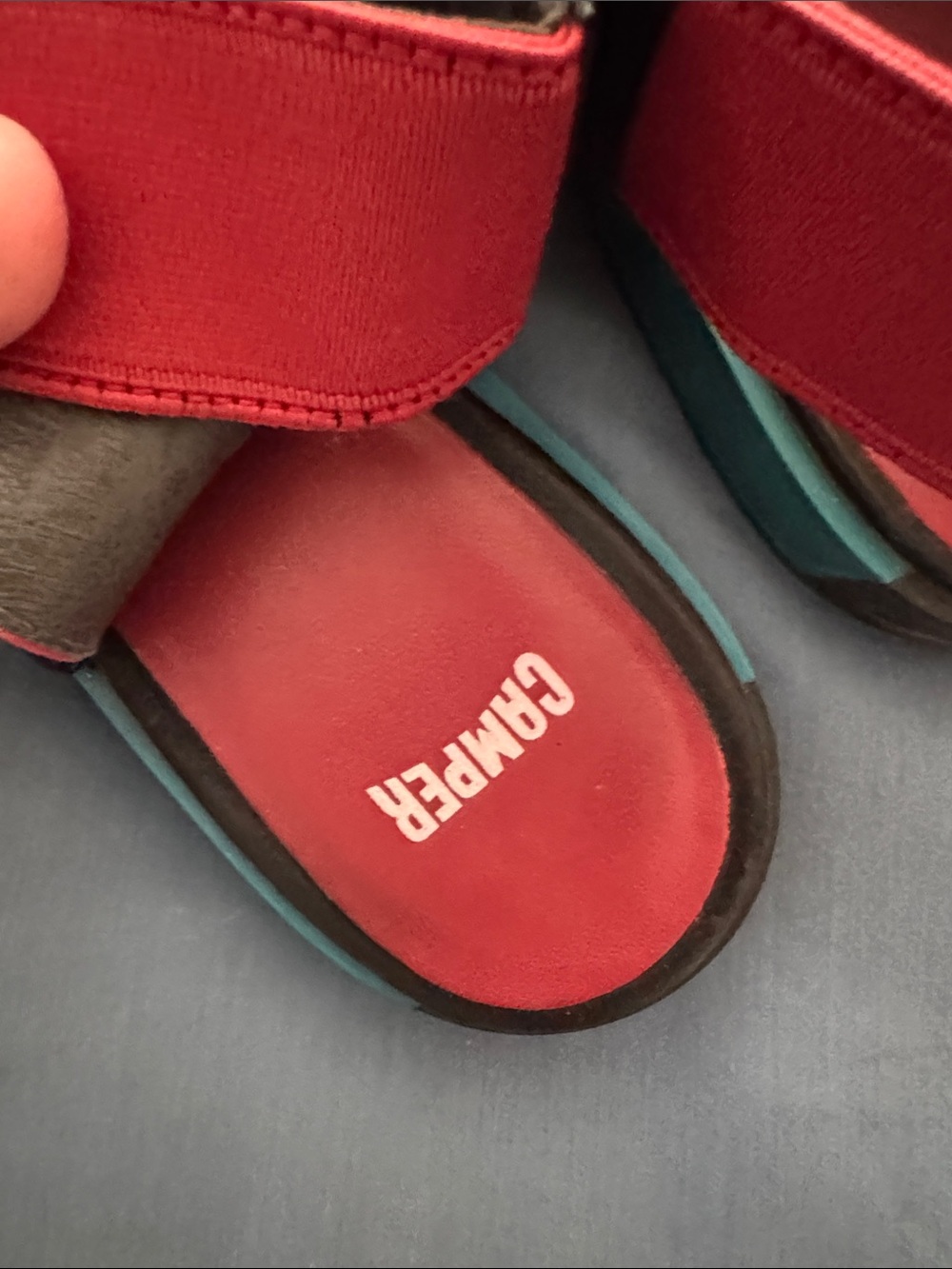 Camper Women’s Black Oxford sling backs with Red and Turquoise Heel Accent - Picture 6 of 7